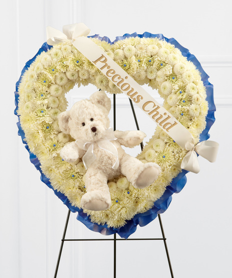 Standing Heart Wreath