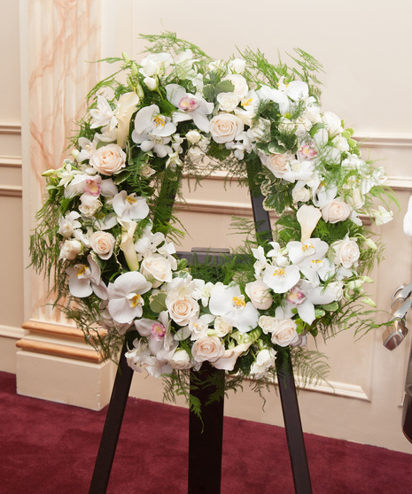 White Luxury Wreath
