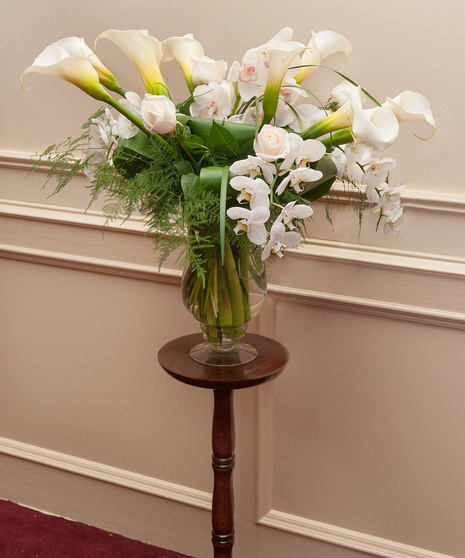 White Luxury Vase Arrangement